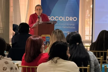 Más de 600 droguistas en Bogotá se capacitan en prevención en salud y seguridad